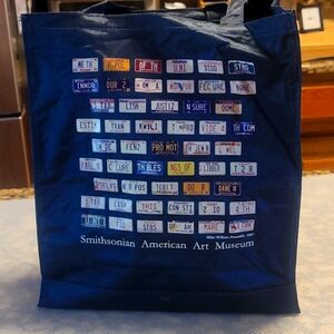 Smithsonian Art Museum Tote Bag